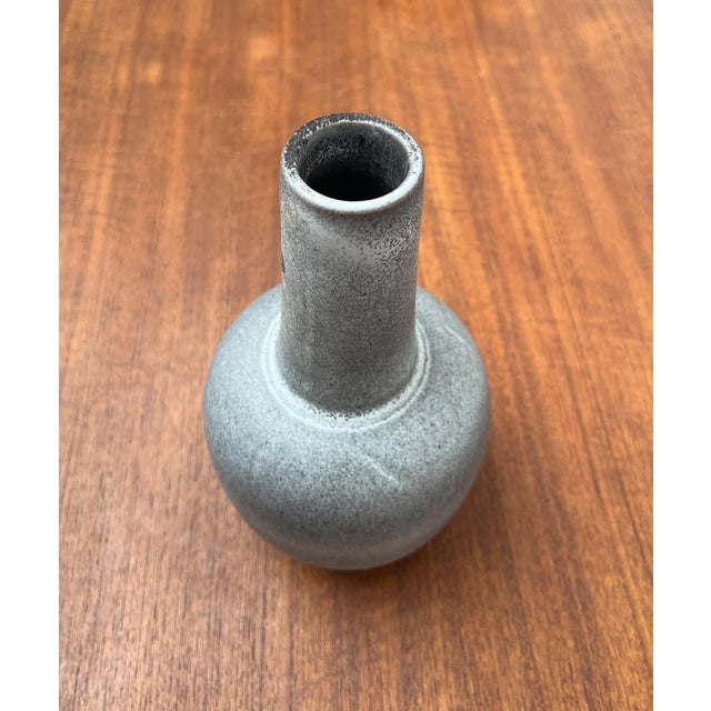 Gray Mid-Century German Minimalist Studio Pottery Vase from Fritz Van Daalen, 1960s For Sale - Image 8 of 17