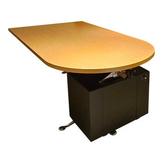 1990s Herman Miller - Bruce Burdick Executive Desk System - 16 Pieces For Sale