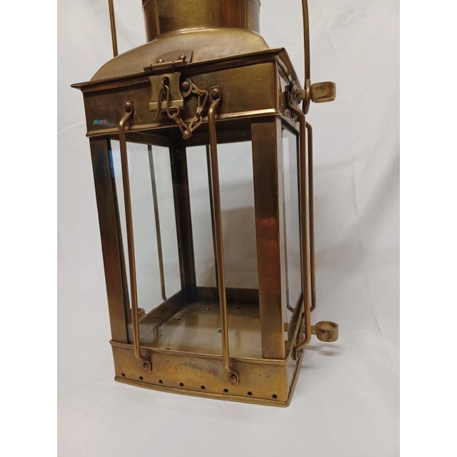 Unique maritime nautical lantern. Fabulous vintage decorative piece for a nautical collector. Great vintage condition with...