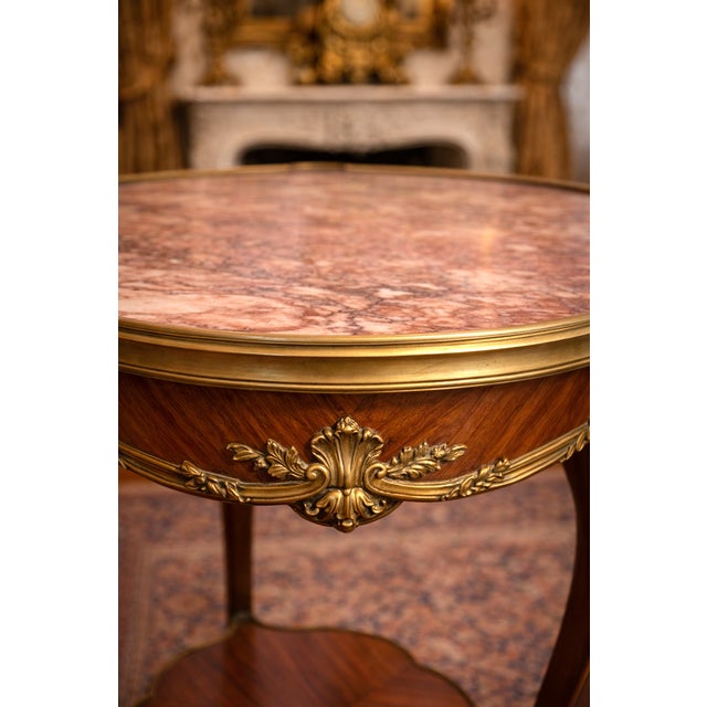 French 1840 French Louis XVI Brown Mahogany Wood Marble Side Table - 1 Pc For Sale - Image 3 of 10