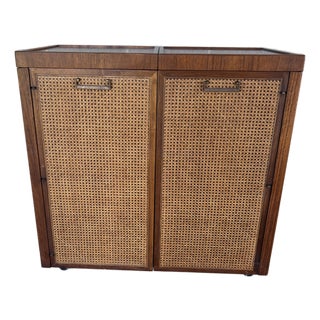 Jack Cartwright for Founders Mid Century Modern Walnut & Cain Door Bar Cart For Sale