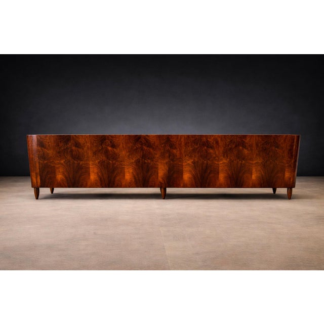 1960s Jd Móveis Brazilian Rosewood Four-Seat Sofa in Warm Oatmeal Bouclé, Brazil, 1960s — Sculptural Form With Rounded Tapered Legs For Sale - Image 5 of 16