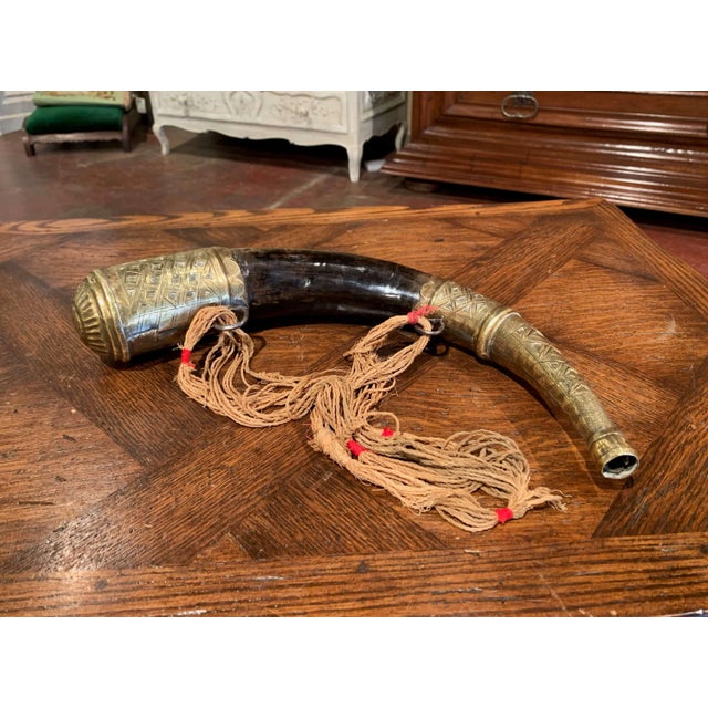 19th Century French Mounted Drinking Horn With Engraved Brass and Tassels For Sale - Image 10 of 10
