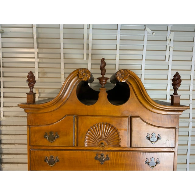 Queen Anne style curly Maple bonnet top Highboy probably late 19th / early 20th century. Nicely carved floral rosettes on...