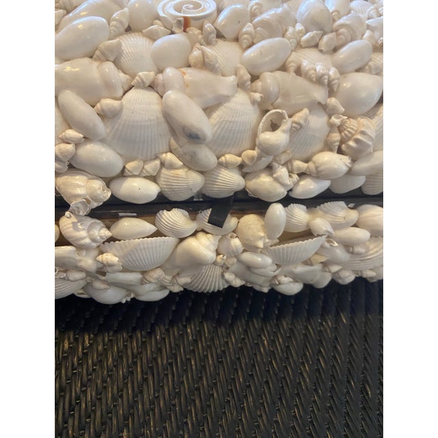 White Vintage White Shell-Encrusted Box For Sale - Image 8 of 12