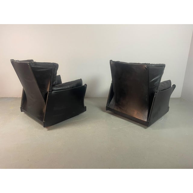Black Viola dAmore Lounge Chairs in Dolphin Grey Leather with Hocker by Piero De Martini from Cassina, Italy, 1970s, Set of 2 For Sale - Image 8 of 18
