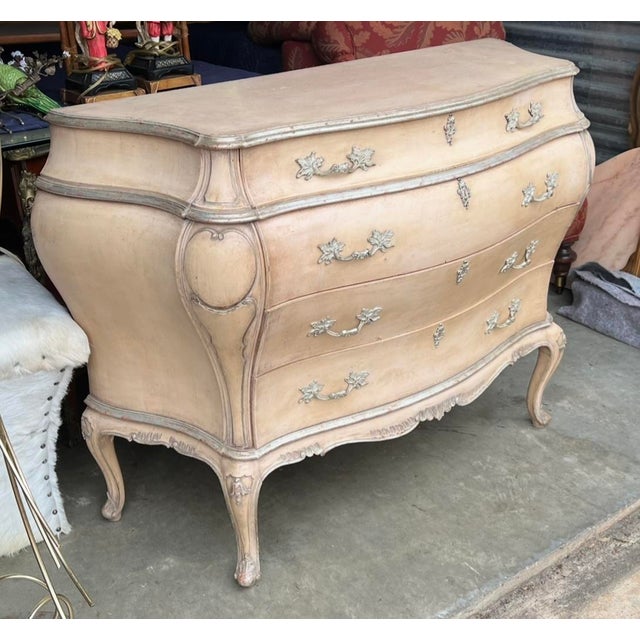 Blush French Louis XV Style Pink Blush & Silver Gilt Serpentine Bombay Chest / Commode For Sale - Image 8 of 8