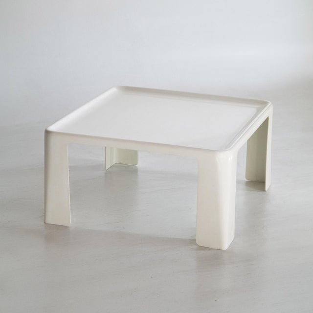 Name : Amanta Large Coffee Table Designer : Mario Bellini Editor : C&B Italia Country : Italy 1st release year : 1967 Year...