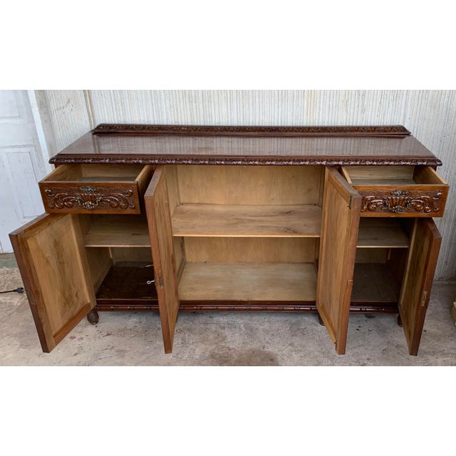 Wood Early 20th Carved Walnut Sideboard With Four Doors and Two Drawers and Crest For Sale - Image 7 of 13