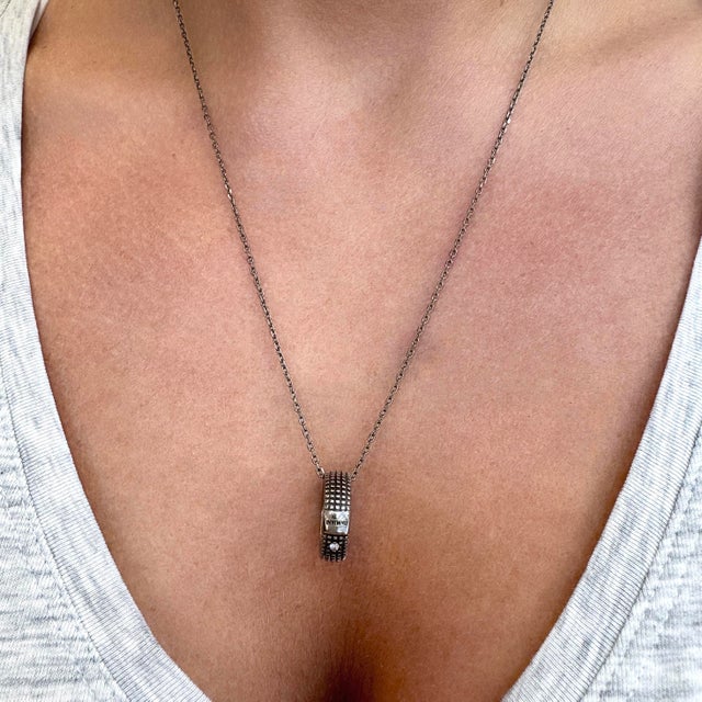 Damiani 18k White Gold & Black Rhodium Diamond Metropolitan Pendant Necklace For Sale - Image 4 of 5