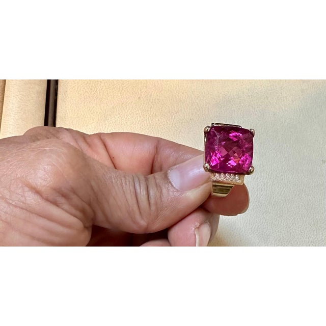 12 Carat Cushion Cut Natural Pink Tourmaline & Diamond 14 Karat Yellow Gold Ring For Sale - Image 9 of 18