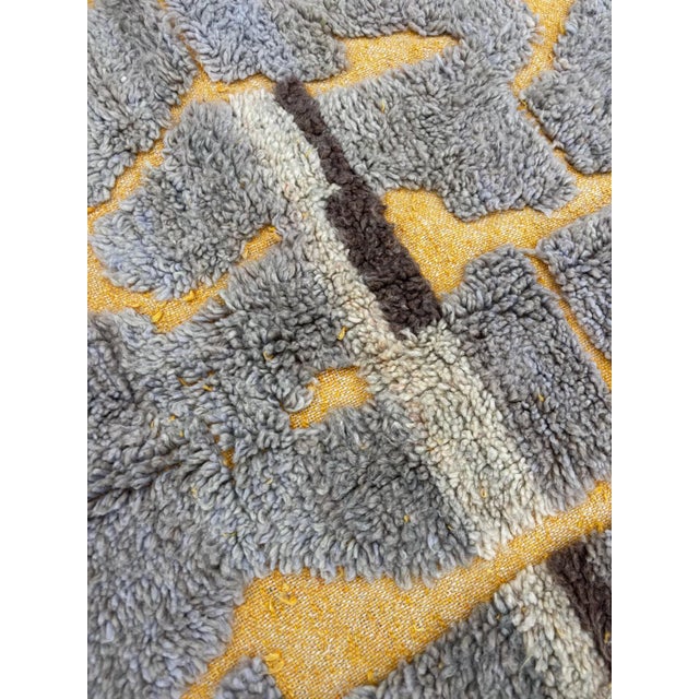 Modern Beni Ourain Moroccan Wool Rug For Sale - Image 10 of 17