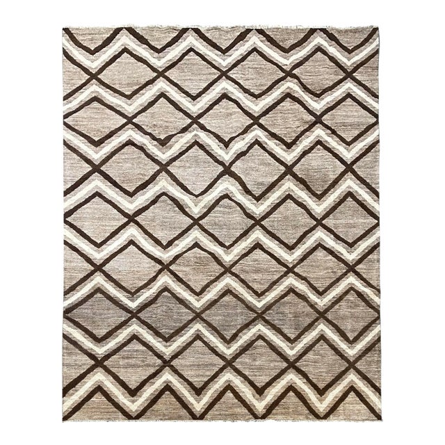 Hand Knotted Navajo Style Wool Rug. 09'00" X 11'03" For Sale