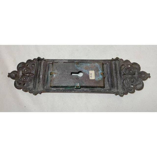 Metal Large Antique Ornate 1800s Gilt Bronze Key Escutcheon Door Hardware Plaque Mount For Sale - Image 7 of 10