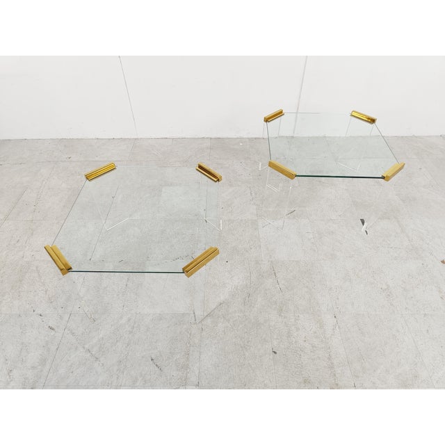Acrylic Glass and Brass Coffee Tables, 1970s, Set of 2 For Sale - Image 11 of 12