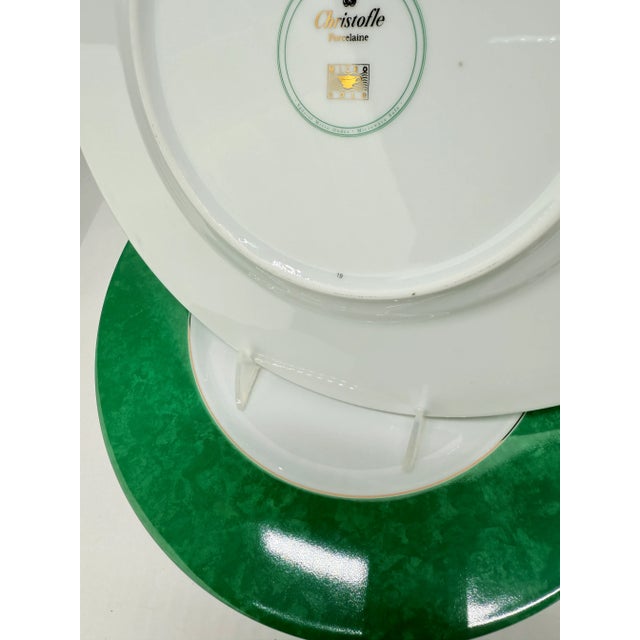 Ceramic Set of Twelve Christofle "Micro-Gold" Faux Malachite Porcelain Chargers, 12.625" For Sale - Image 7 of 9