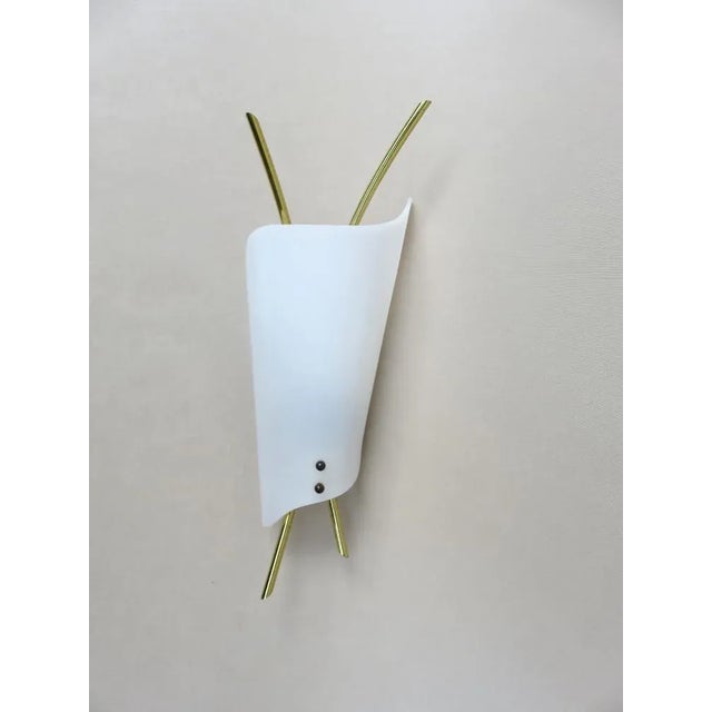 Mid-Century Modern Wall Lights in Acrylic Glass & Brass, 1950s, Set of 2 For Sale - Image 3 of 18