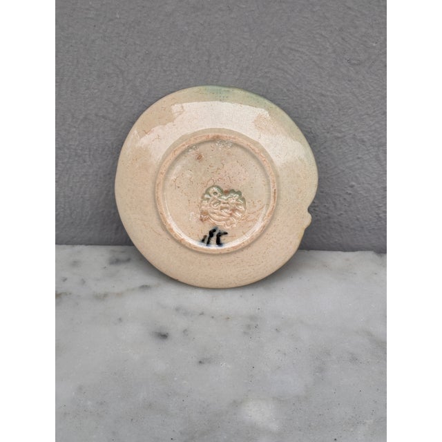 Rustic Etruscan Majolica Leaf Butter Pat, Circa 1890 For Sale - Image 3 of 3