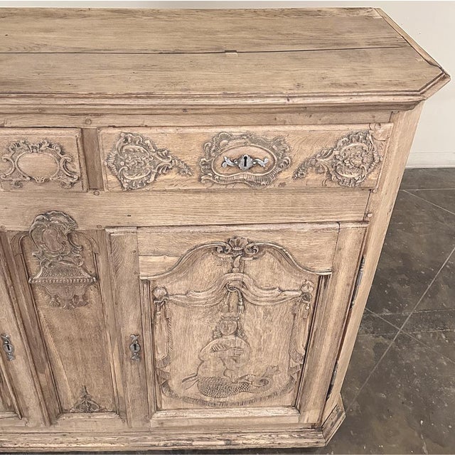 Early 18th Century Belgian Liègeois Régence Period Hand-Carved Stripped Oak Mermaid Buffet For Sale - Image 17 of 18