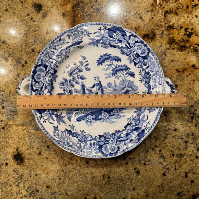Authentic Regency-Era Spode Pottery This exceptional blue and white transferware hot water plate dates to approximately...
