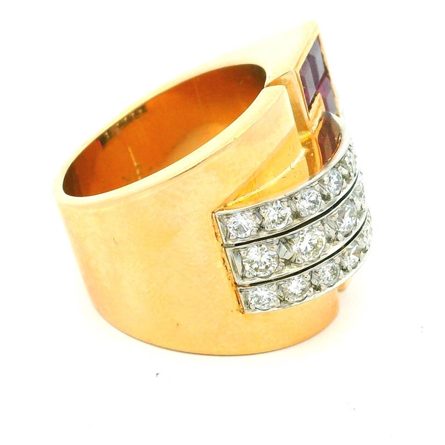 Retro 18k Gold Ruby and Diamond Tank Ring, Circa 1940s, Size 8 For Sale - Image 4 of 10