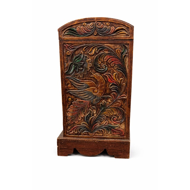 1980s Vintage Late 20th Century Hand-Carved Wood Jewelry Chest – Old World Spanish Revival Style For Sale - Image 5 of 10
