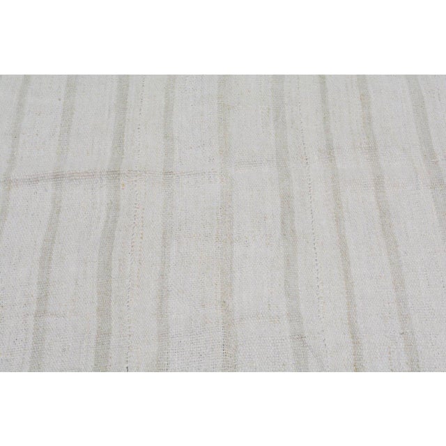 Turkish Vintage Turkish Flatweave Hemp Rug, 4'2''x5'7'' For Sale - Image 3 of 4