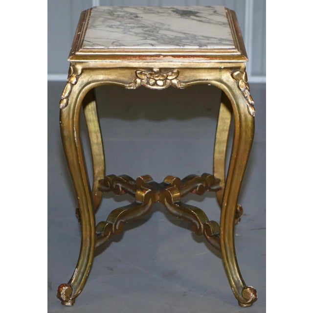 French Napoleon III Gold Giltwood Marble Topped Side Tables, 1860s, Set of 2 For Sale - Image 11 of 18
