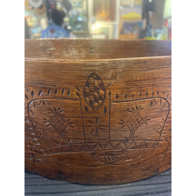 Early 19c Antique Pennsylvania Dutch Bentwood Box With Incised Decoration Great Patina For Sale In Phoenix - Image 6 of 12