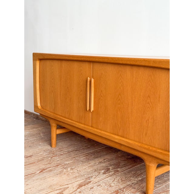 Model 240 Sideboard in Oak Wood by Johannes Andersen for Silkeborg Møbelfabrik, Denmark, 1960s For Sale - Image 12 of 16