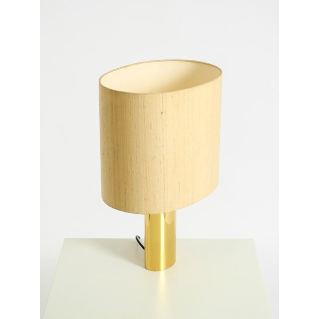 Vintage Brass Table Lamp with Wild Silk Shade from Vereinigte Werkstätten Collection, 1970s For Sale - Image 4 of 18