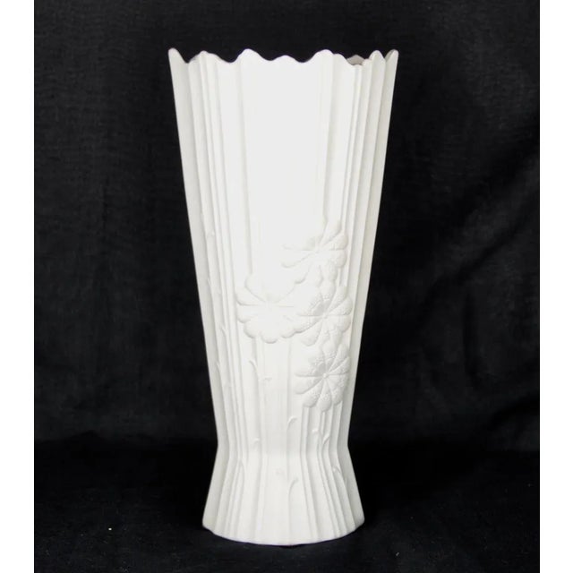 German Vase by M. Frey for Kaiser, 1970s, in Very Good conditions. Designed 1970 to 1979 This piece has an attribution...