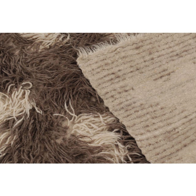Ivory Vintage Turkish Tulu Shag Runner Pair With Stylized Heart Motifs - Rug & Kilim For Sale - Image 8 of 8