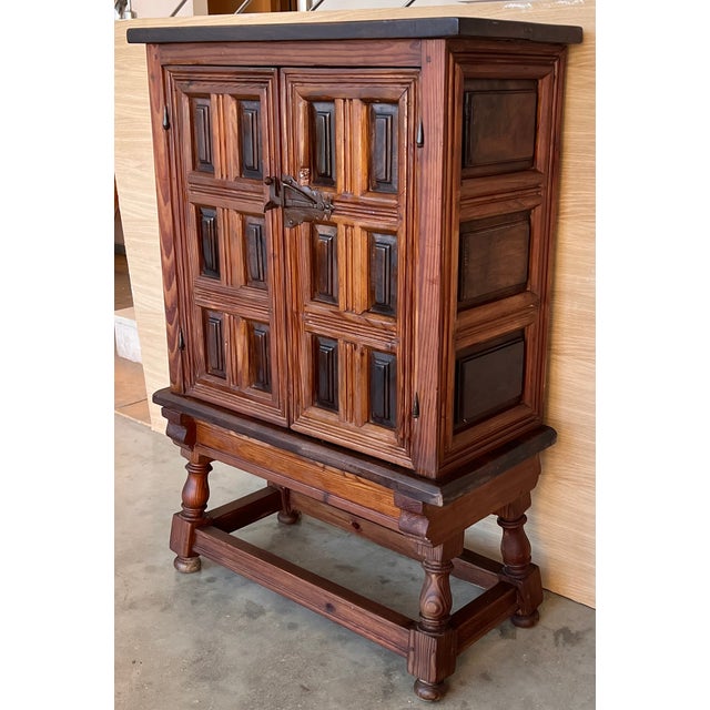 Late 19th Century Spanish Baroque Cabinet Bar in Carved Walnut, 1940s For Sale - Image 5 of 10