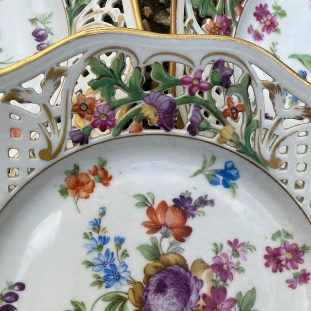 Eggshell Early 20th Century Schuman Dresden Reticulated Dinner Plates With Colorful Floral Motif and Gold Trim, Set of Five For Sale - Image 8 of 9