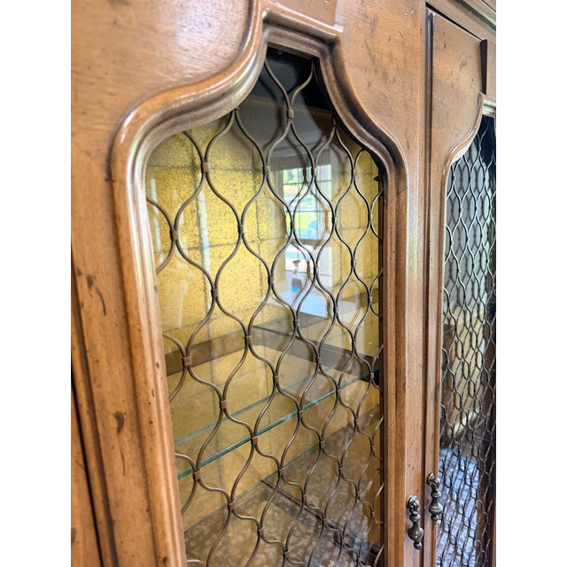 Brown 1970s Henredon Walnut Lighted China Cabinet 3-Door French Provincial Style For Sale - Image 8 of 16