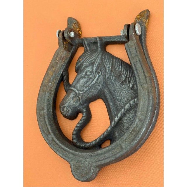 Hermès Vintage Cast Iron Horse Head and Horseshoe Door Knocker For Sale - Image 4 of 6