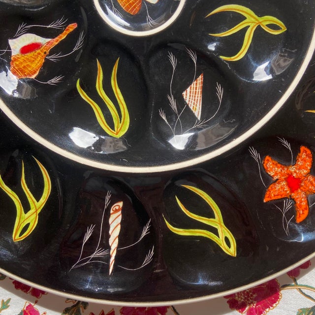 French Majolica Oyster Platter by Henriot Quimper, 1970s For Sale - Image 4 of 9