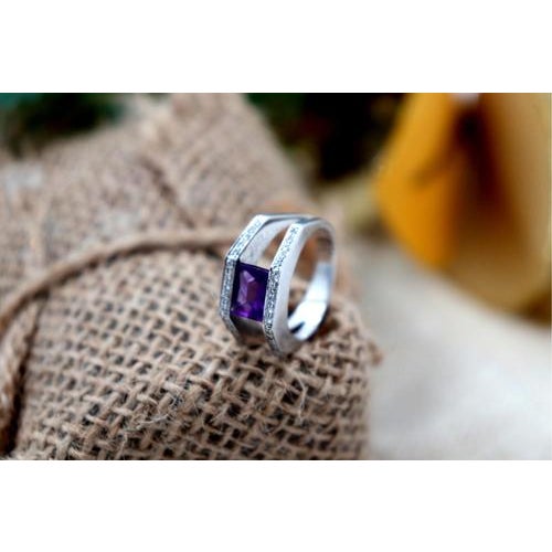 White Gold Ring Cut Into Two Bands For Sale - Image 5 of 7