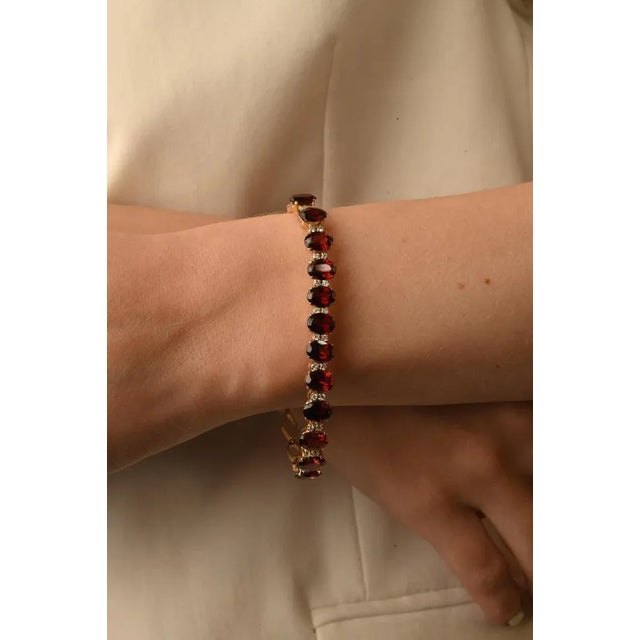 Art Deco Art Deco Natural Blood Red Garnet 11.1 Carats Gemstone Bracelet in 14k Gold For Sale - Image 3 of 17