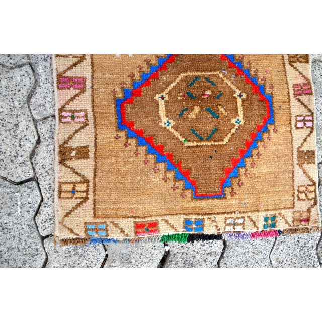 Vintage Mid Century Turkish Rug For Sale - Image 4 of 6