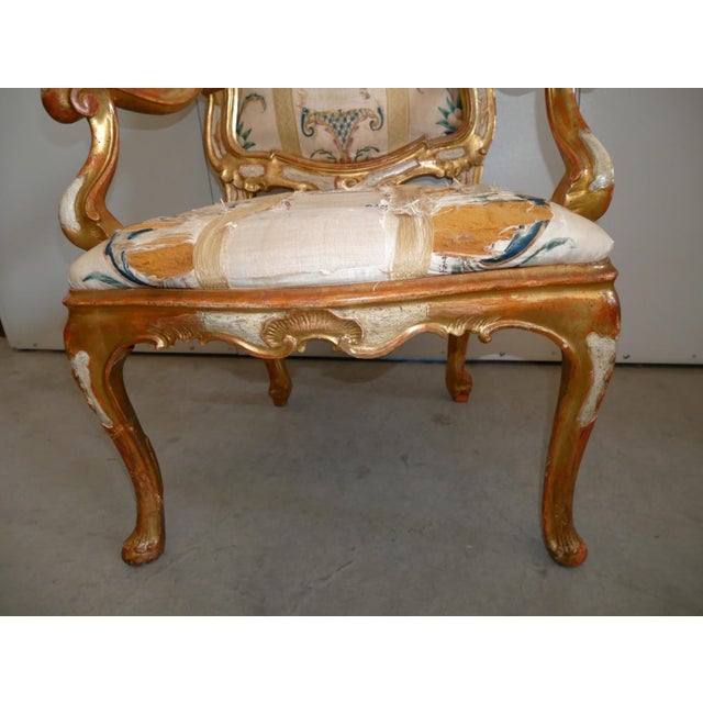 Antique 15th Century Venetian Lacquered and Gilded Armchair For Sale - Image 16 of 18