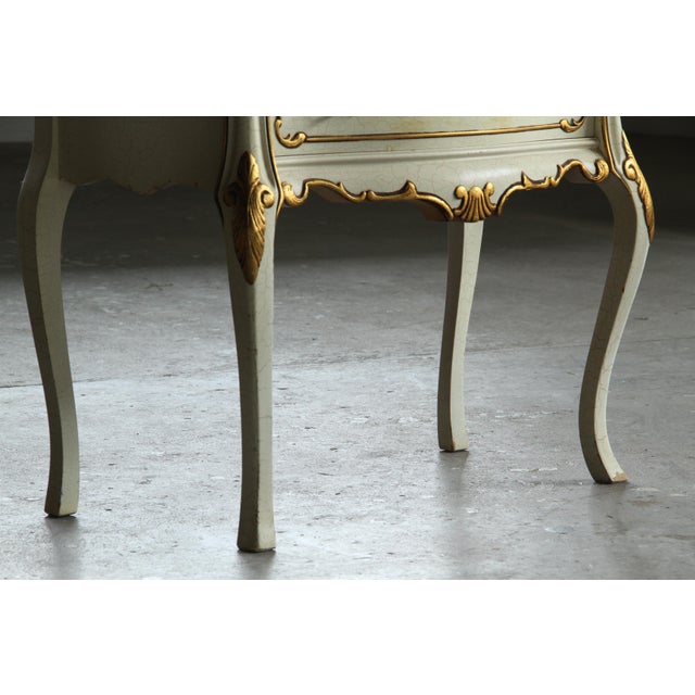 Vintage Venetian Baroque Nightstands in Painted Wood, 1890s, Set of 2 For Sale - Image 4 of 18