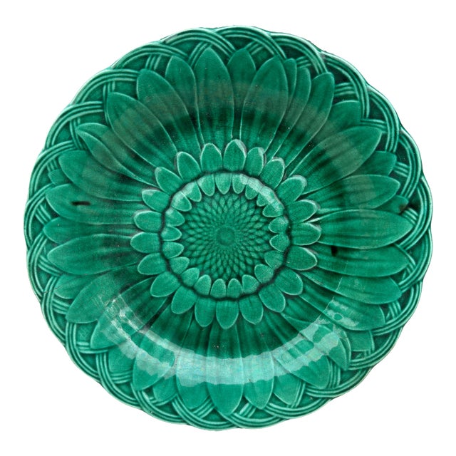 19th Century Green Majolica Sunflower Plate Wedgwood For Sale