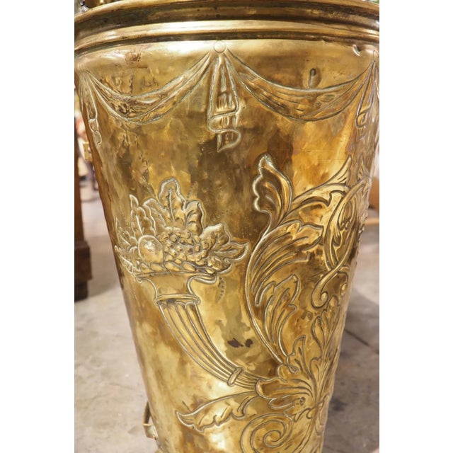 19th Century French Polished Brass Ceremonial Wine Harvest Hotte For Sale In Dallas - Image 6 of 12