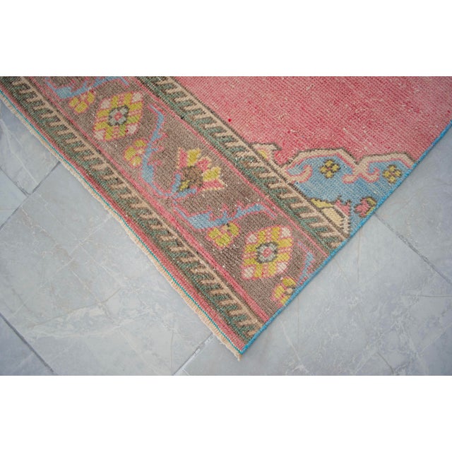 1960s Traditional Turkish Runner Hand Knotted Distressed Low Pile Pink Hallway Rug Kitchen Decor For Sale - Image 11 of 12