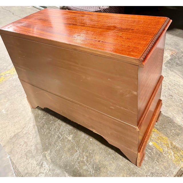 Mid 20th Century Roos Sweetheart Cedar Chest For Sale - Image 9 of 12