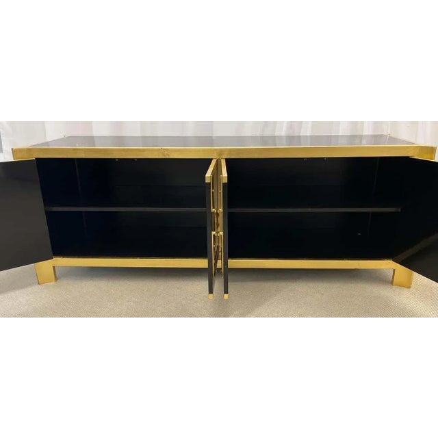 Mid-Century Modern Mastercraft Mid-Century Modern Sideboard/Dresser, Ebony, Gilt Gold For Sale - Image 3 of 9