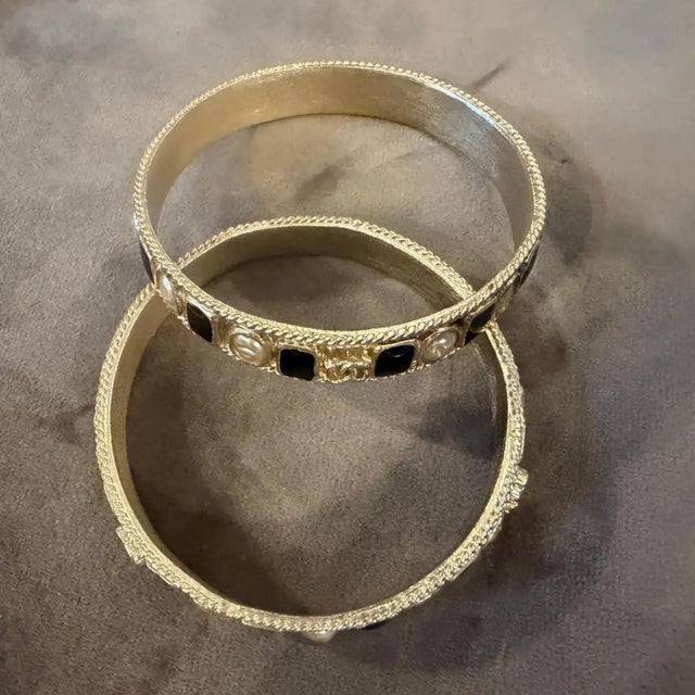 1990s Two 1990s Iconic Gold Plated Metal and Black Enamel Bangle Bracelets by Chanel For Sale - Image 5 of 11