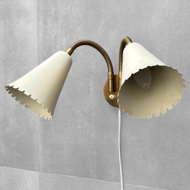 Scandinavian 8661 Wall Lamp in Brass and Steel from Böhlmarks, 1940s For Sale - Image 4 of 10